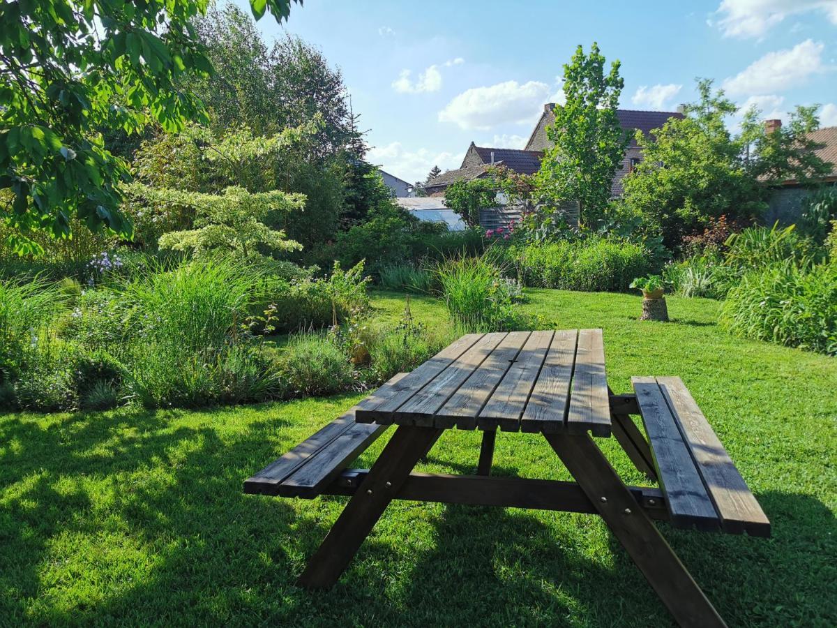Bed and Breakfast La Coticia Coutiches Экстерьер фото
